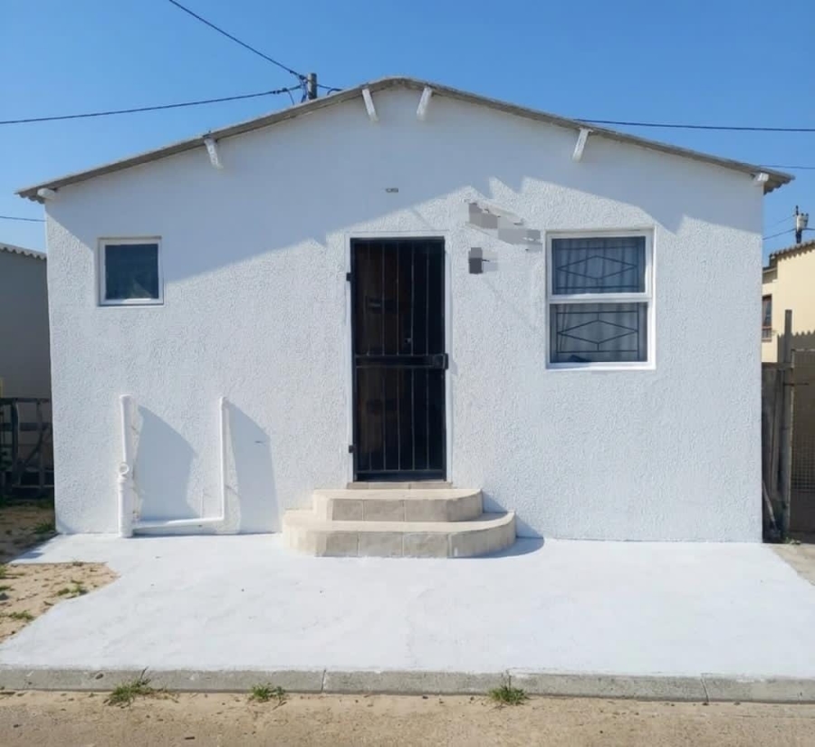 2 Bedroom Property for Sale in Kuyasa Western Cape